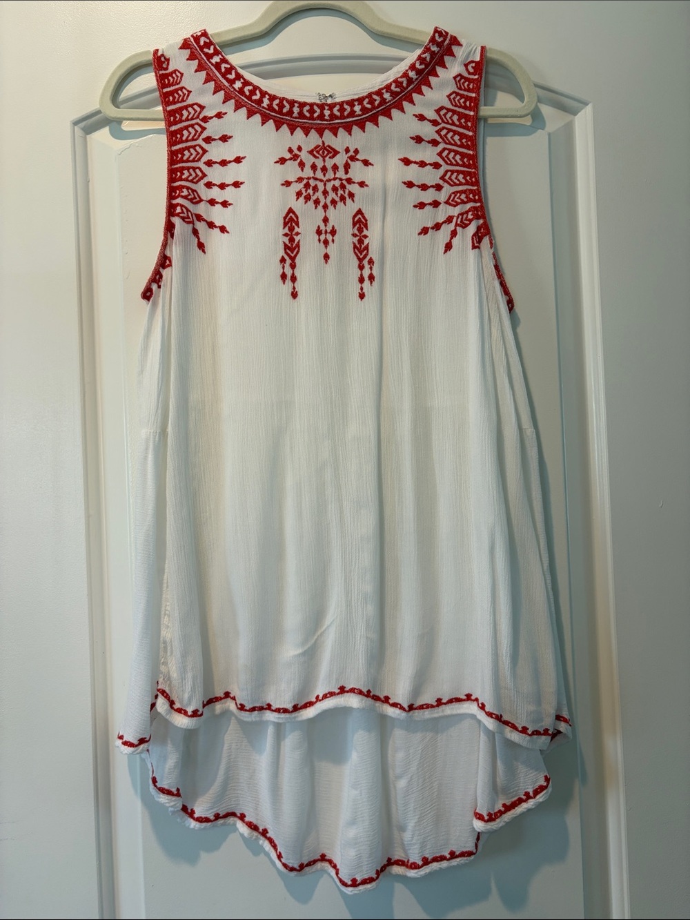 For The Republic White High Low Sleeveless Tunic with Red Embroidered Detail, M